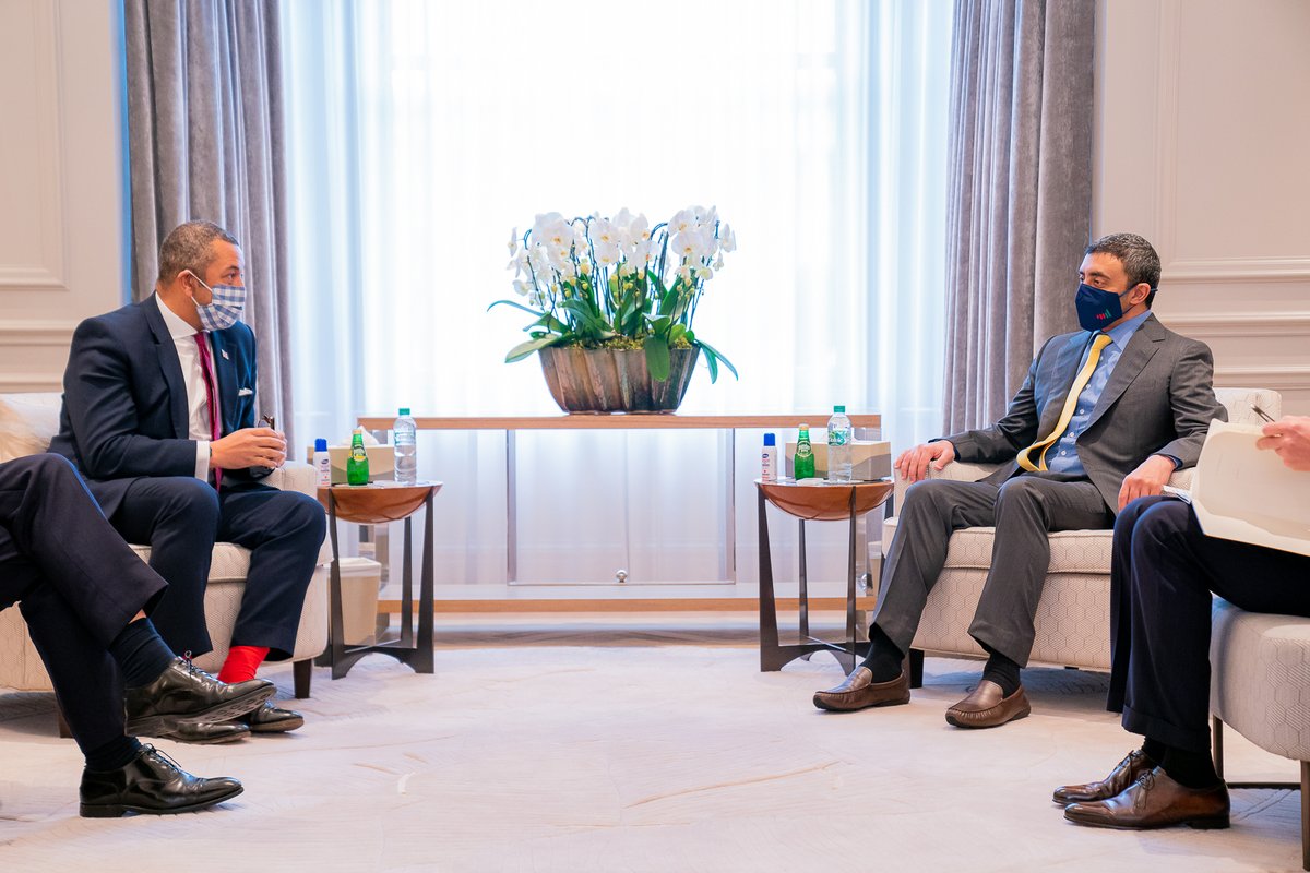 Abdullah bin Zayed meets with British Minister of State for the Middle East and North Africa