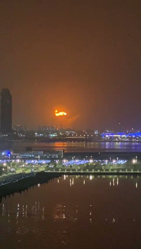 Jebel Ali explosion heard from Dubaï